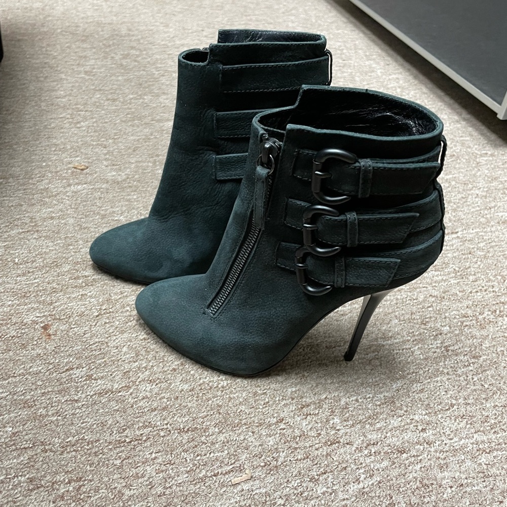 Giuseppe Zanotti boots, almost brand new